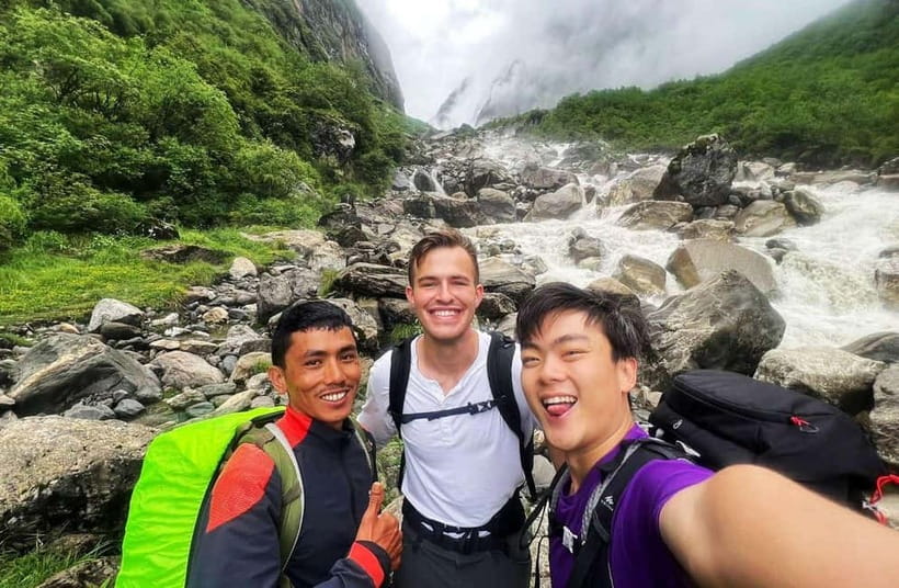 Pkr/Kathmandu: 5-Day Annapurna Base Camp & Hot spring Trek - Day 1: Pokhara to Simrung, then Sinuwa