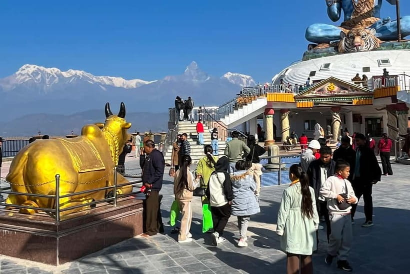 Pokhara: 1-Day World Peace Pagoda and Lord Shiva Statue Trek - The walk to Pumdikot and its 15-meter Shiva statue