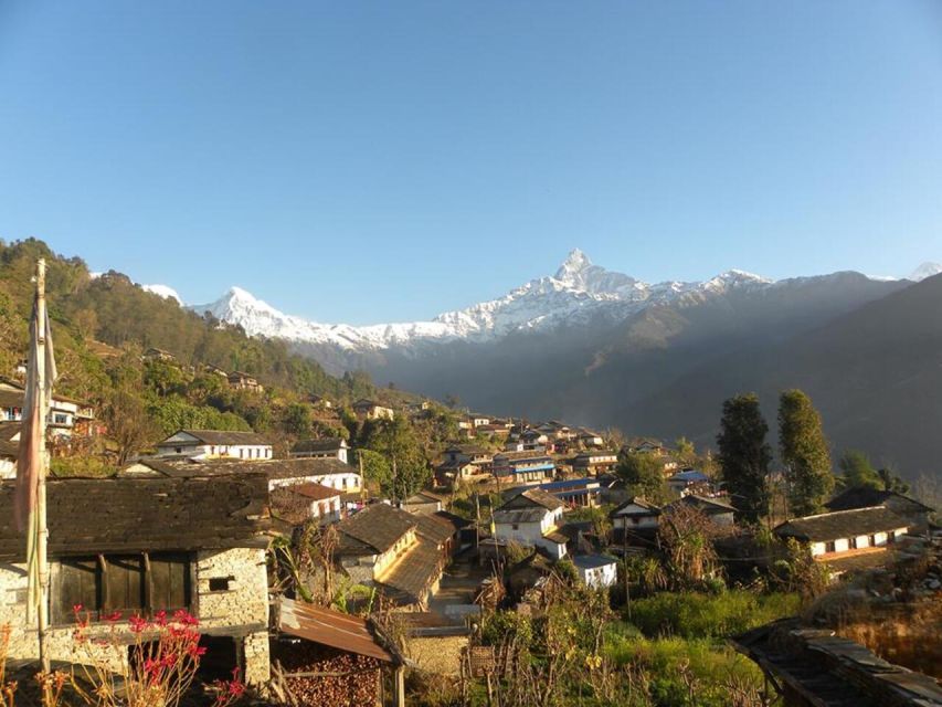 Pokhara: 4-Day Ghorepani, Poonhill & Ghandruk Village Trek - Lodges, meals, and what the price really covers
