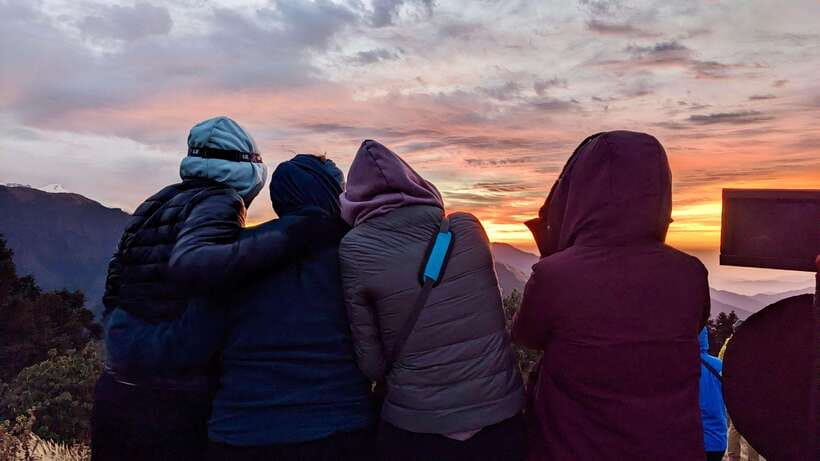 Pokhara: 4-Day Poon Hill and Ghandruk Guided Trek - Poon Hill at 3,210 meters, the early morning payoff