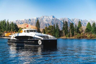 Queenstown: Walter Peak Horse Trek & Queenstown Lake Cruise