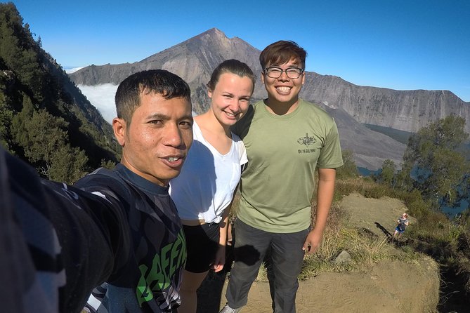 Rinjani Trekking 1 day Trek To the rim via senaru 2,642m - Meals, transport, and what the $120 covers