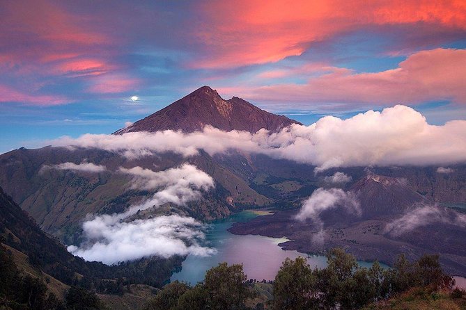 Rinjani Trekking 2D1N Senaru crater rim - Day 0: Arrive in Senaru without rushing