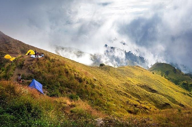 Rinjani Trekking 3D2N Summit - Full Trail - Camping with equipment and porters supplied