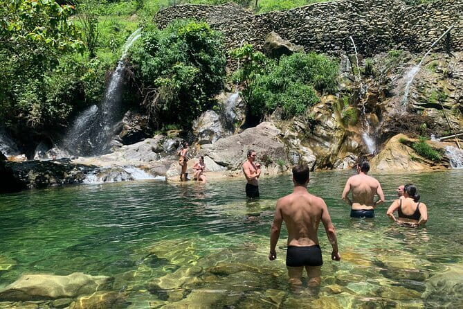 Sa Pa Trekking 2 Days 3 Nights Homestay by Night Train - Day two: Giang Ta Chai and four village hamlets