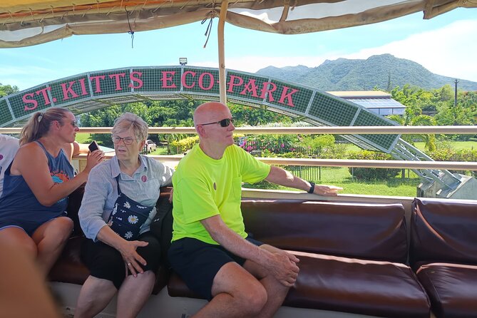 Saint Kitts Train Trek - Drinks, music, and the onboard atmosphere
