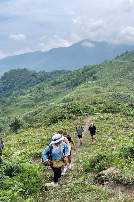 Sapa: 1-Day Trek to Mountain, Local Villages & Rice Terraces - The museum visit and local customs