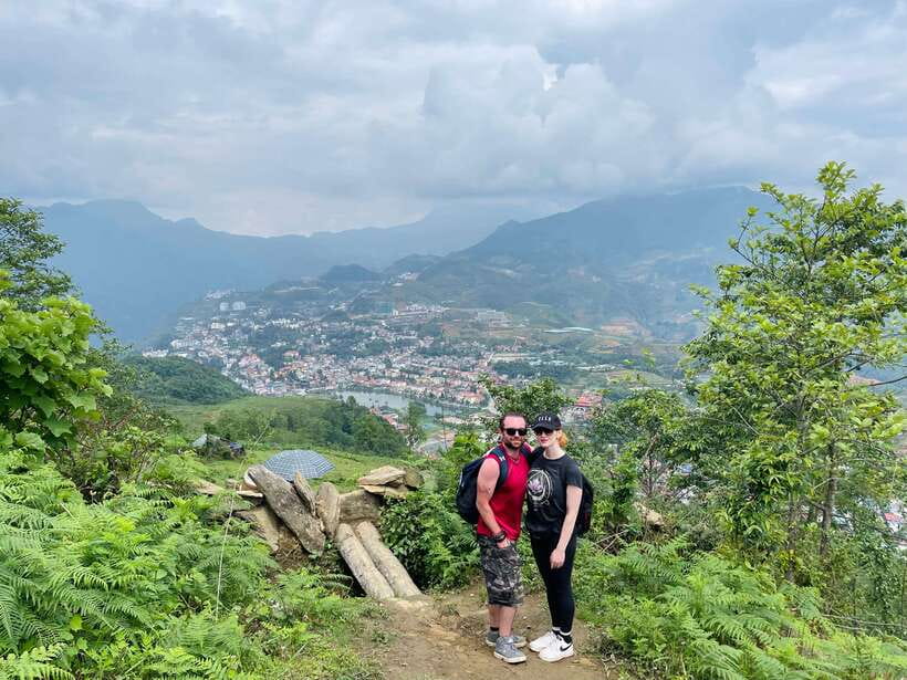 Sapa: 1-Day Trek to Mountain, Local Villages & Rice Terraces - What the guides do well