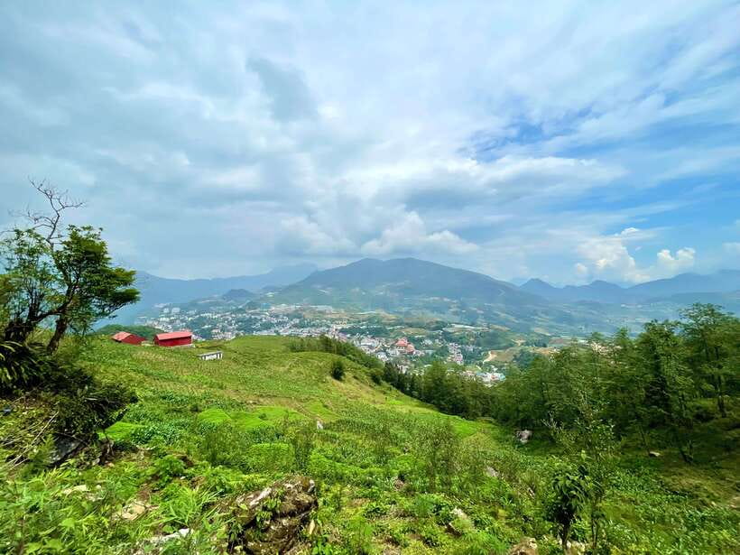 Sapa: 1-Day Trek to Mountain, Local Villages & Rice Terraces - Is $24 good value for six hours?