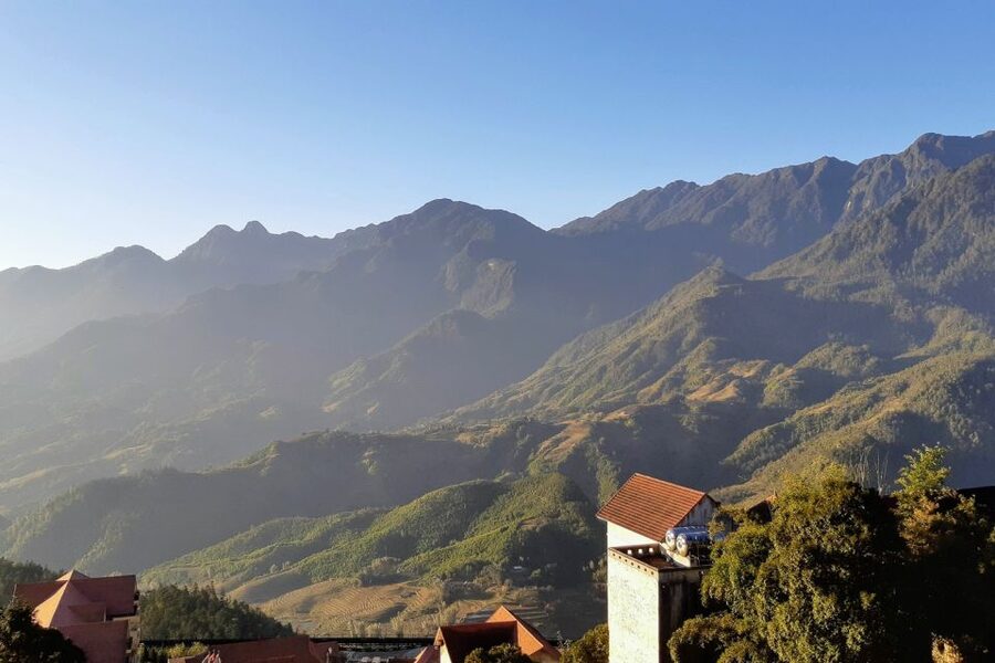 Sapa: 3-Day, 3-Night Trek and Hotel with Overnight Train - Meeting Hmong, Zay, and Red Dzao communities