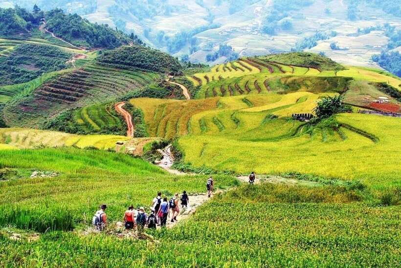 Sapa: Eco Adventure Terrace Fields and Local Villages Trek - Lao Chai Village and everyday rural life