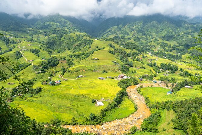 Sapa Trekking 3 Days 2 Nights (Homestay) - Departure From Hanoi - Leaving Hanoi at 6:30 for Sapa