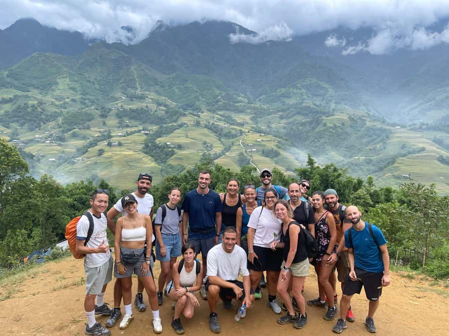 Sapa: Trekking Sapa One Day With Group Tour - Lao Chai: Rice Fields, Homes, and Lunch