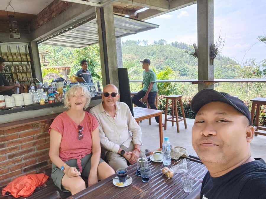 Selogriyo Temple, treking Java Rice Terrace & waterfall - Leaving Yogyakarta for the rice fields