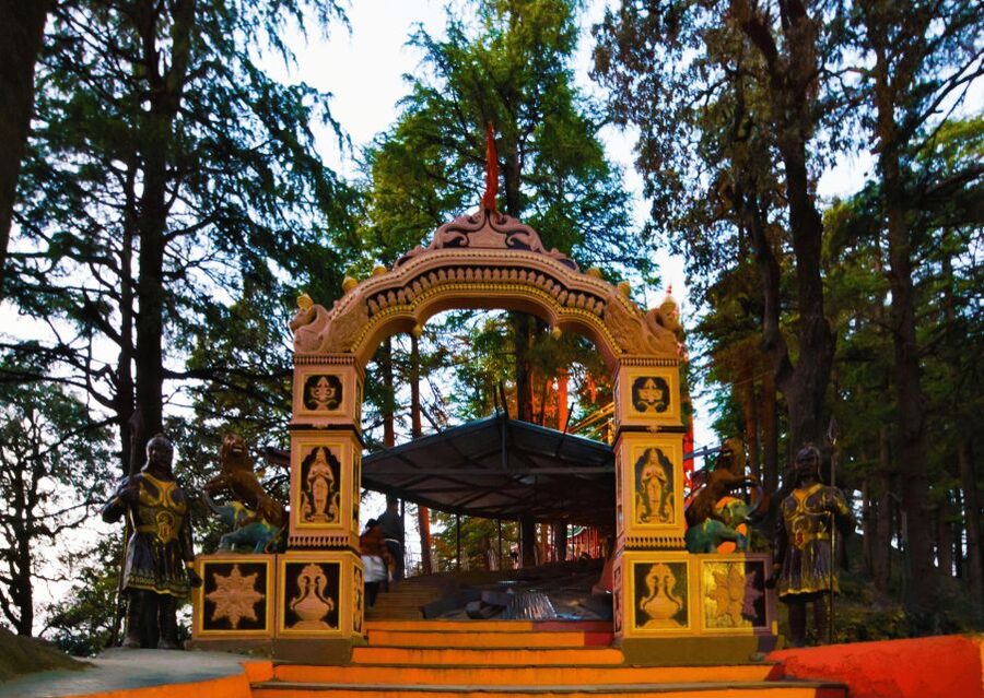 Shimla Nature Walk (3 Hours Guided Trekking Experience) - The climb through deodar trees to Jakhoo Hill