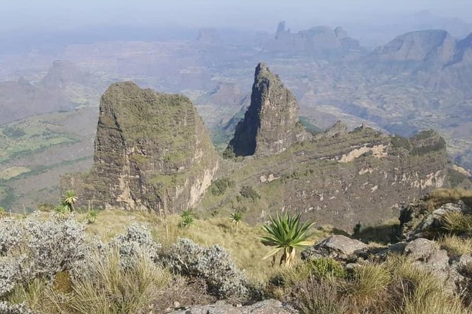 Simien Mountains Trekking Adventure - Day two: The ridge above Jinbar River