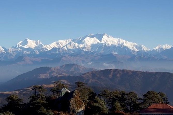 Singalila Ridge Trek from Darjeeling - 6 Days - Day 1: Darjeeling to Rimbeek and quiet Gurdum