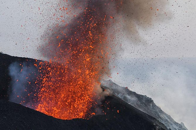 Stromboli: sunset trekking to Sciara del Fuoco - Ashàra - Equipment, water, and what to wear