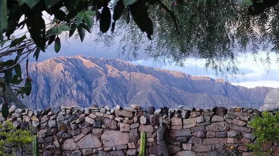 Sucre: 2 days trek in Inca Trails and the Crater de Maragua - Climbing into the Maragua Crater