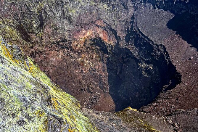 Summit Etna North 3380mt: 4x4 and trekking - The descent is easier on the lungs, harder on the knees