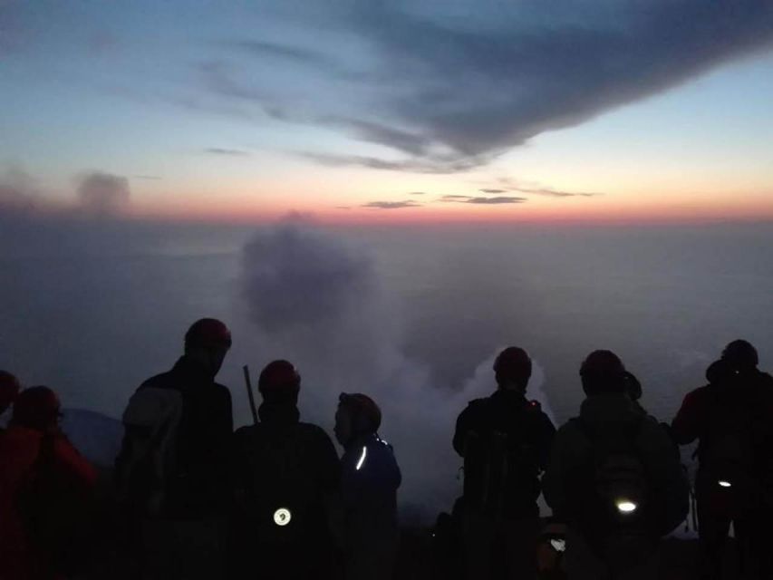 Sunset Trekking on vulcano Stromboli - Returning by the Punta Labronzo mule track