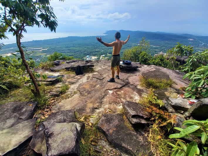Tien Son Dinh 1-Day Trekking Tour Phu Quoc - Lunch with Banh Xeo after the hard work