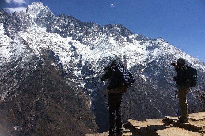 Trek to Everest Base Camp - Days 2 and 3: Lukla, Phakding, and the first climb to Namche