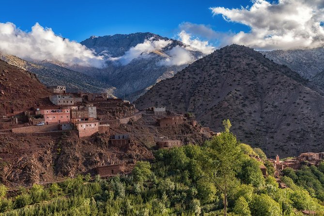 Trekking and Hiking in Morocco 2 Day trek in Atlas Mountains Berber villages - Leaving Marrakech for the High Atlas