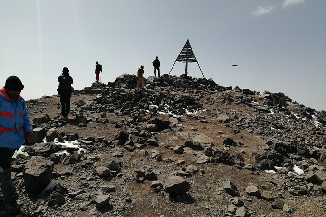 Trekking in Morocco / Toubkal Ascent 2 Days (Summer) - The long descent back through Imlil
