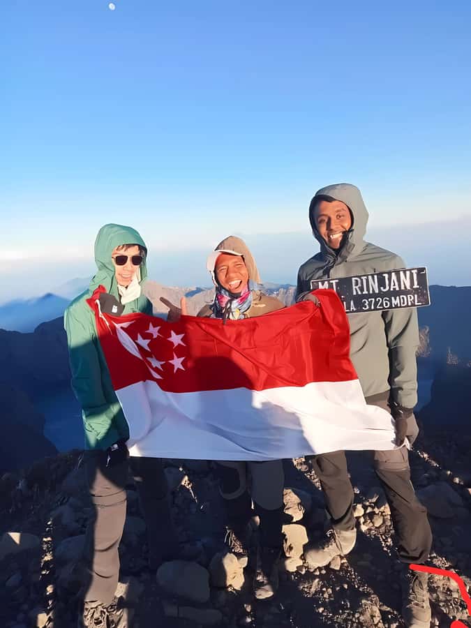 trekking mount rinjani summit join in group tour - What the $141 price covers