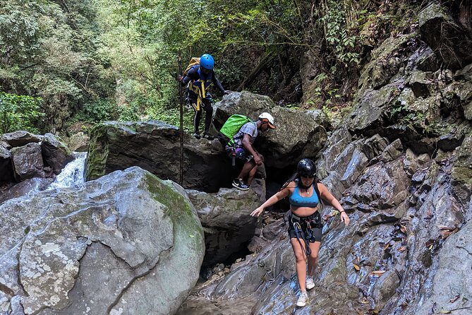 Trekking/rappelling waterfalls in Dominican Republic - Who will get the most from this day