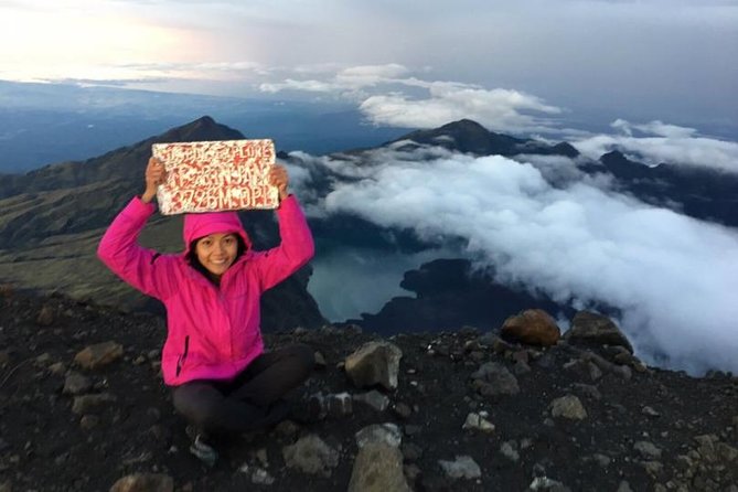 Trekking Rinjani Mountain Summit 2 Days 1 Night - Em Adventure - The descent takes longer than many people expect