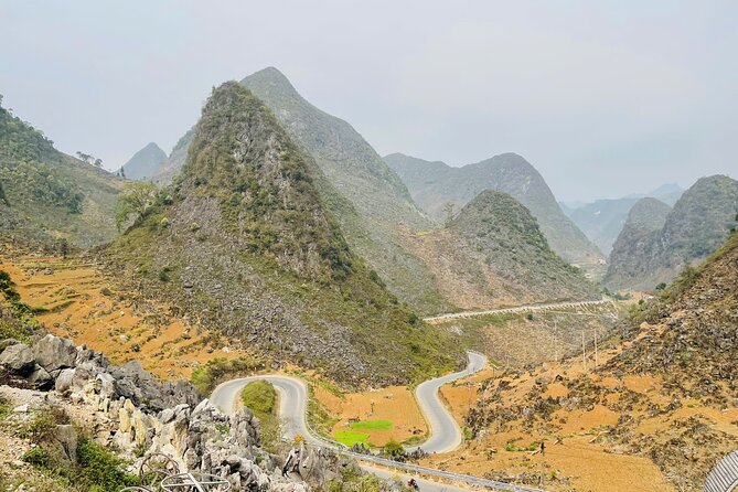 Trekking the White Cliff Ma Pi Leng Pass Adventure - Why Ma Pi Leng Pass is worth walking