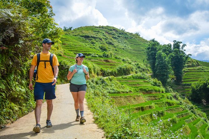 Trekking Through Rice Terraced Fields - 1Day - Setting out from Sapa at the start of the day