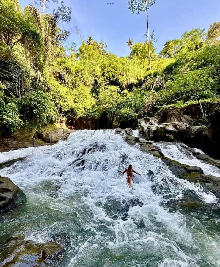 Ubud: Trekking Through Rivers & Forests to Three Waterfalls - What to wear and pack