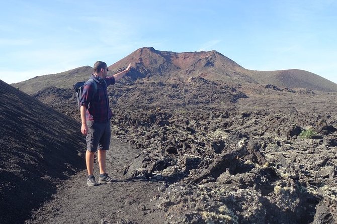Volcano Trekking Tour (Timanfaya eruptions) - How hard is 7 kilometers?
